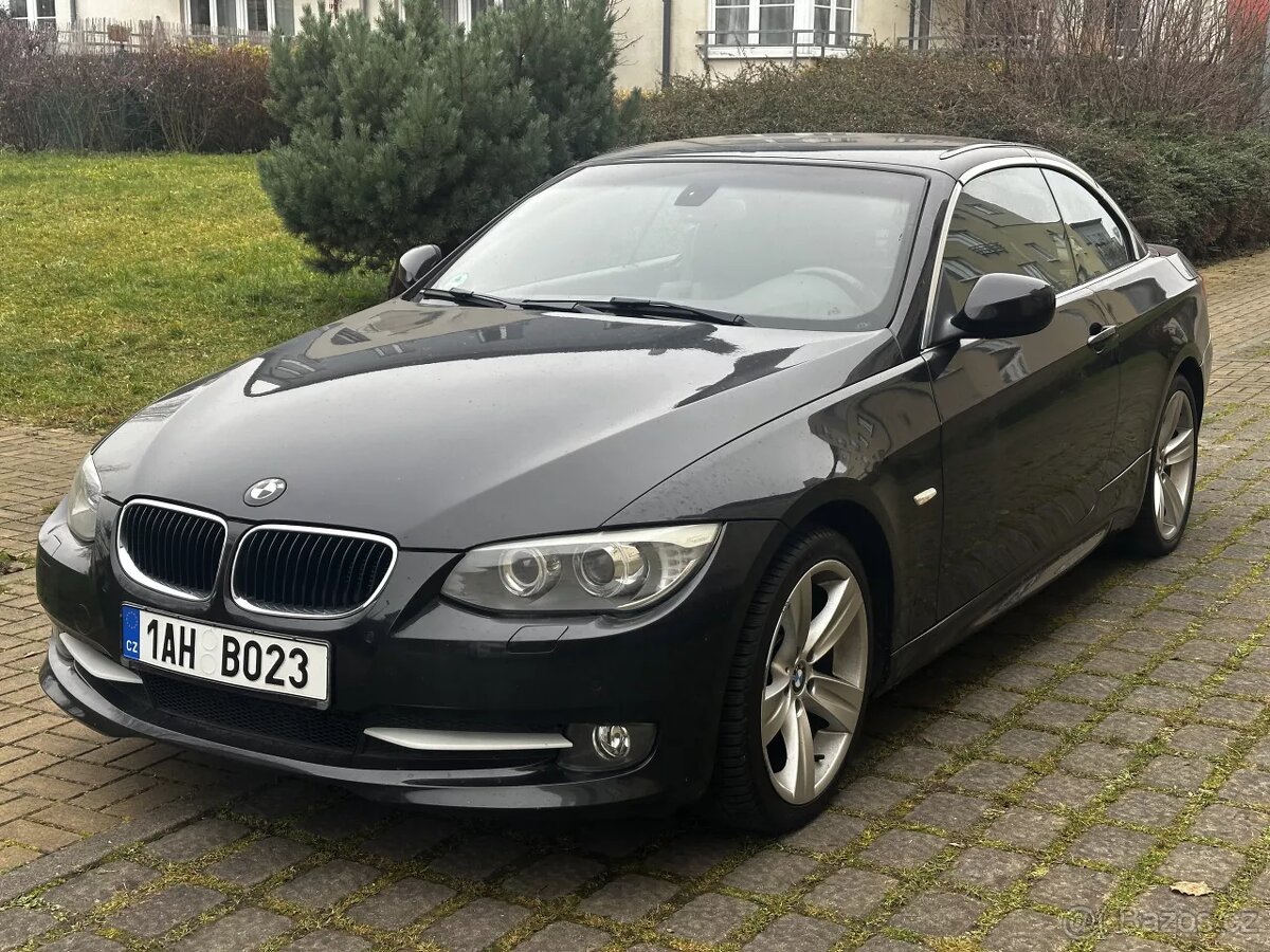 BMW Řada 3 E93 320D 135kW Cabrio Xenony Kamera Kůže Tempomat - 2