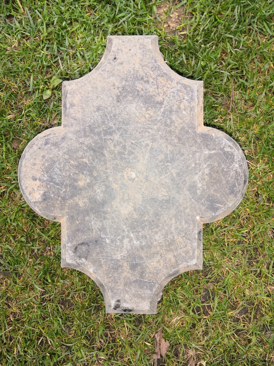 Forma na betonové dlaždice pro odlévání - 2