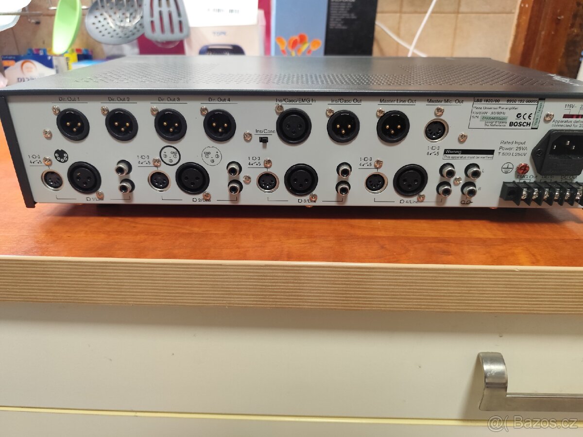 Prodám směšovací předzesilovač PLENA Bosch. - 2