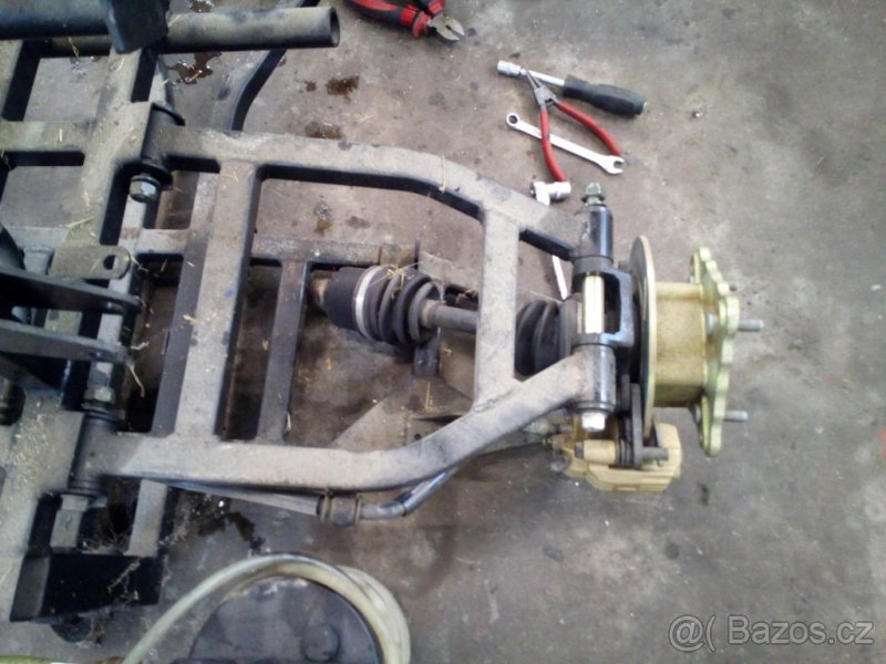 Adly 300 4x4 na díly - 2