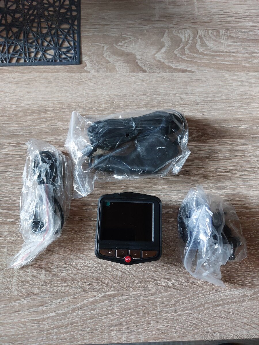 Kamera do auta Niceboy C1 - 2