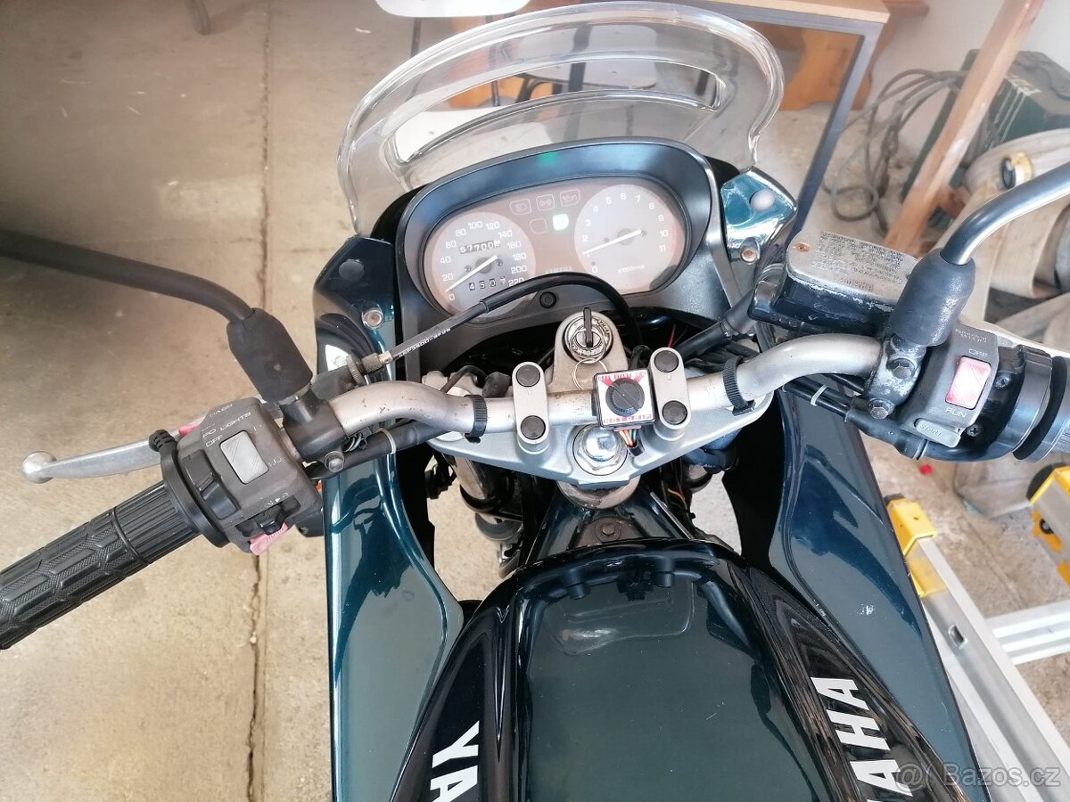 Yamaha Diversion 600 - 2