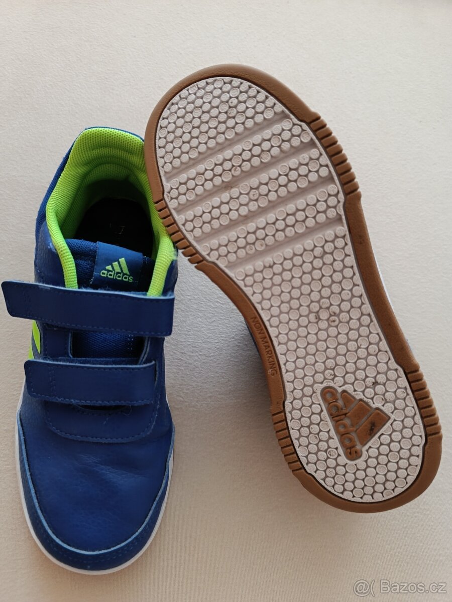 Sálová obuv Adidas v. 35 - 2