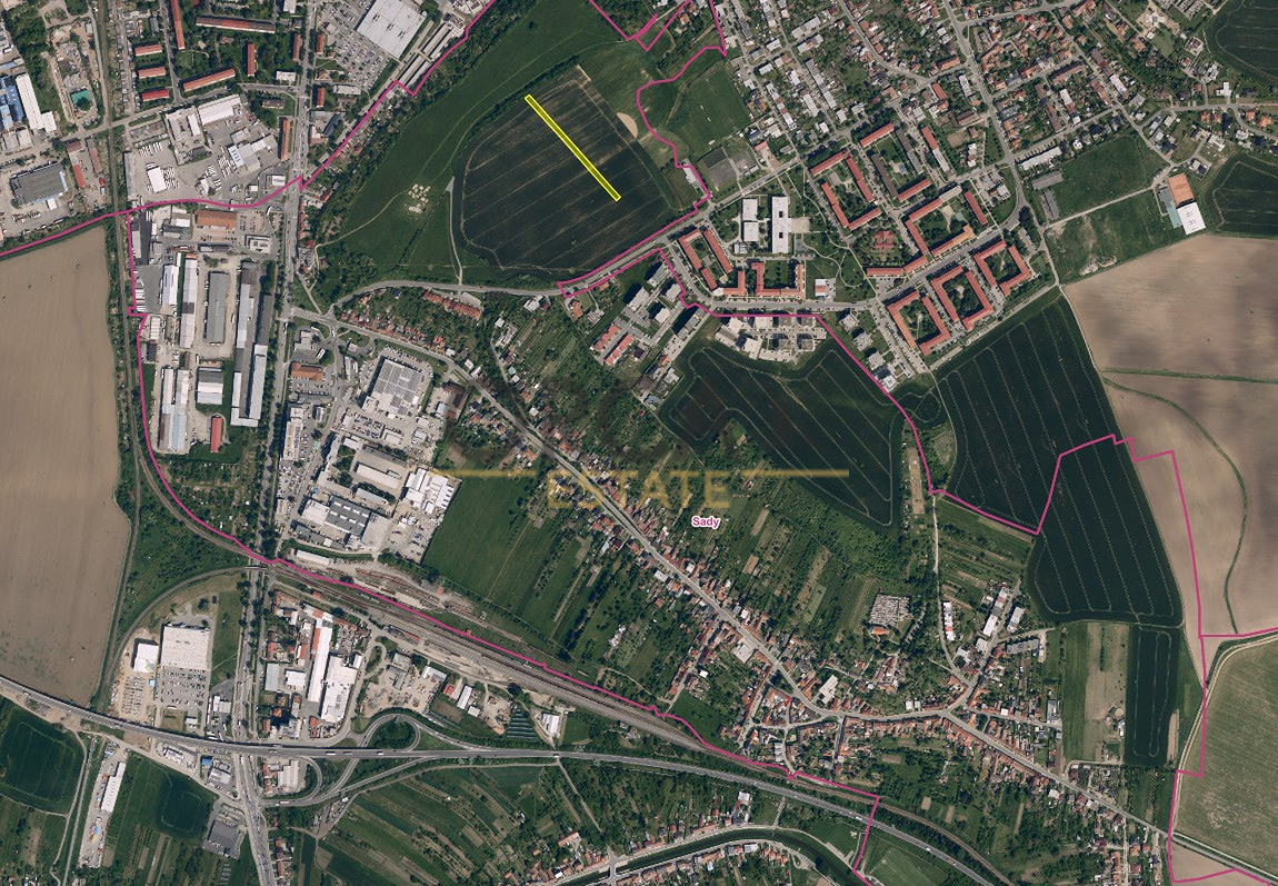 Prodej pozemku v k. ú. Sady o výměře 2307 m2 - 2