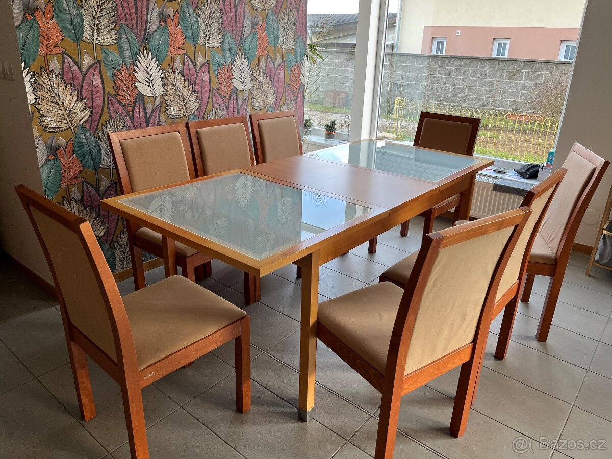 Jídelní stůl a židle - 2