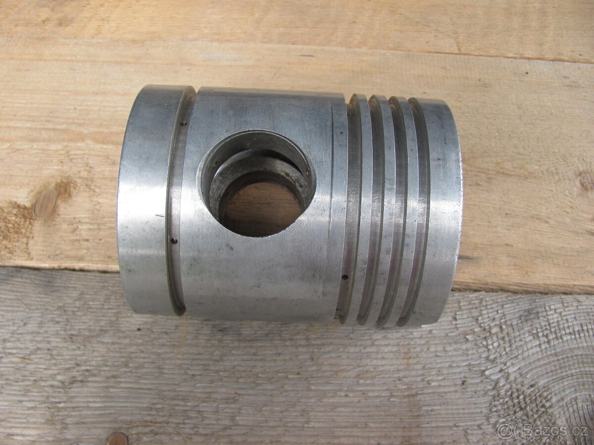 Zetor 15 // píst - 2