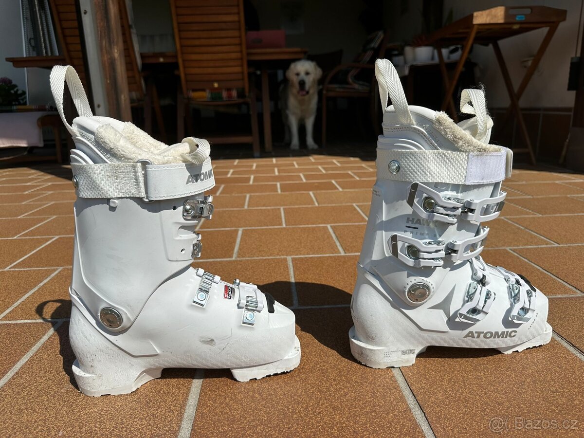Atomic dámské lyžáky 24/24.5 - 2