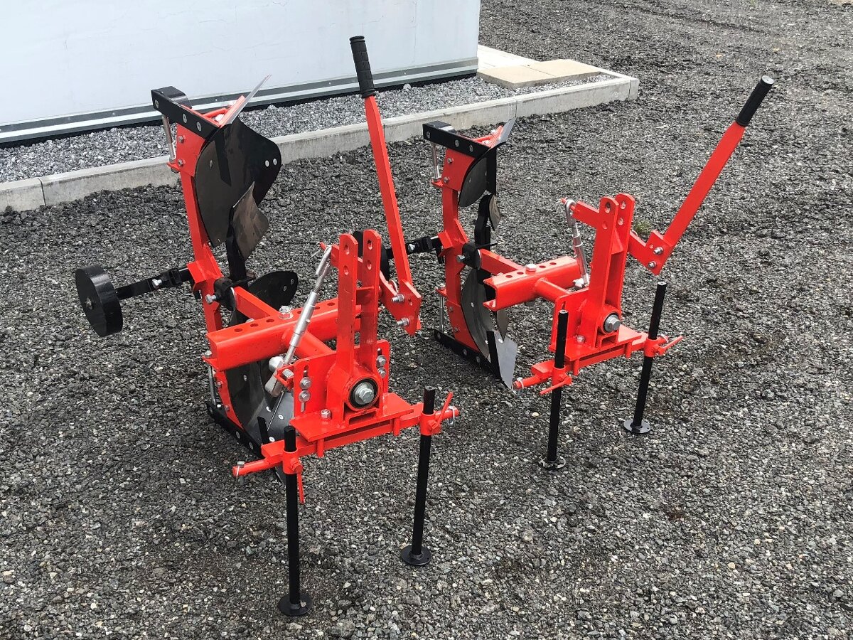 Obracecí pluh PO 230 - 2