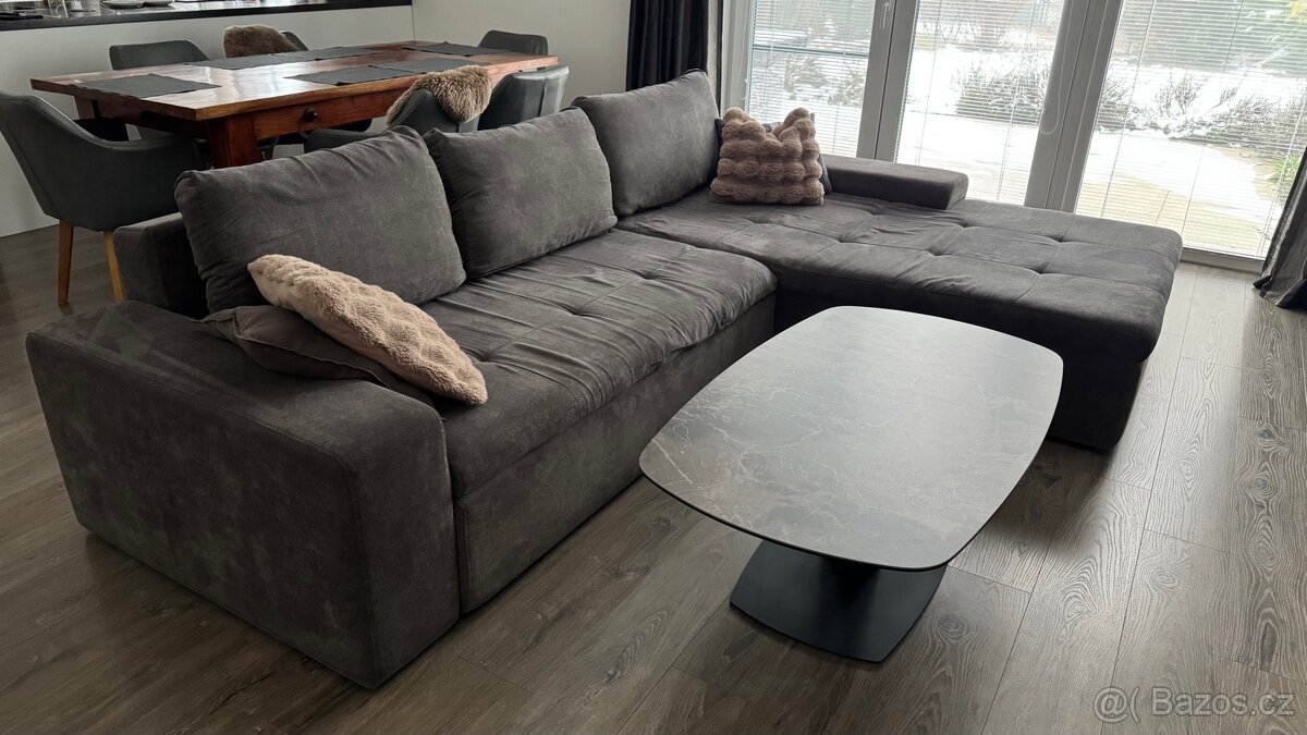 Konferenční stolek - 2