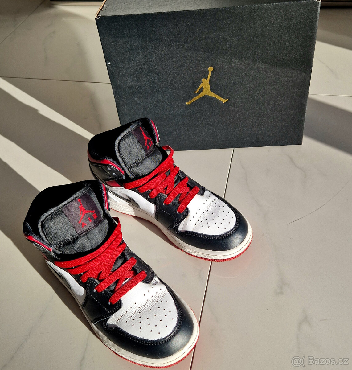 Orig. Sneaker Nike Air Jordan 1 MID, vel. 35,5 (22,5 cm) - 2