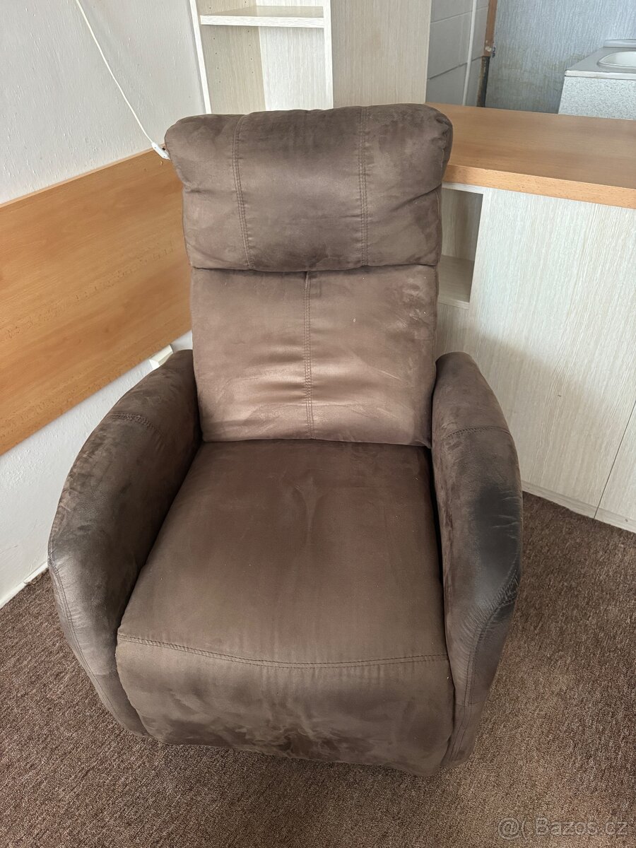 Polohovací křeslo - 2