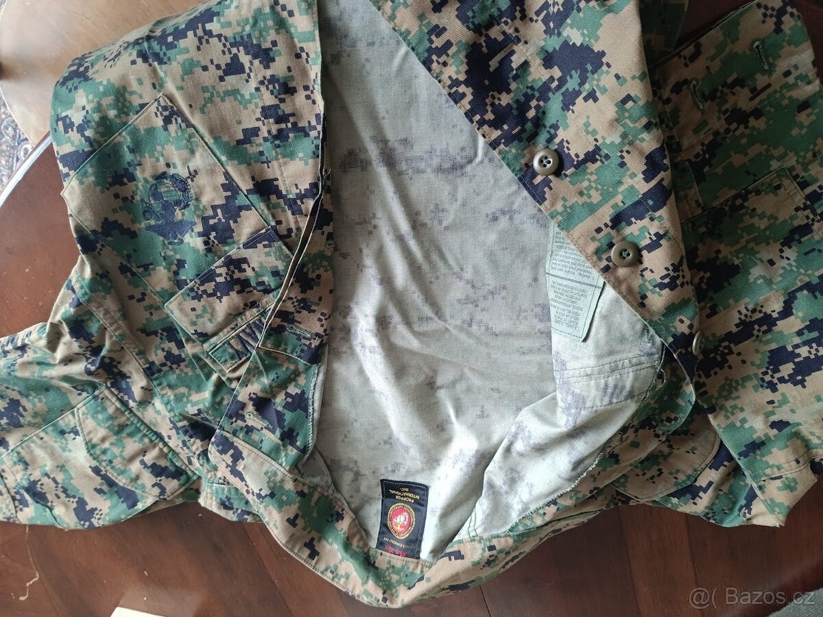 army bunda a svetr - 2