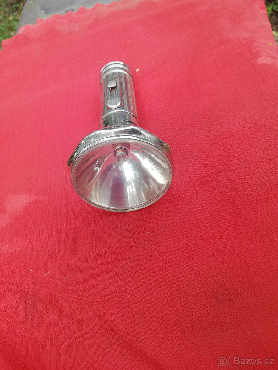 PRODÁM STAROU RETRO SVÍTILNU DAYMOON - 2