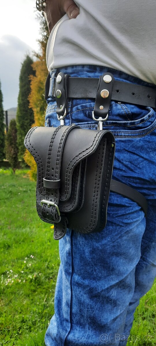 Kožená moto kapsa na pásek,stehno,rameno. - 2