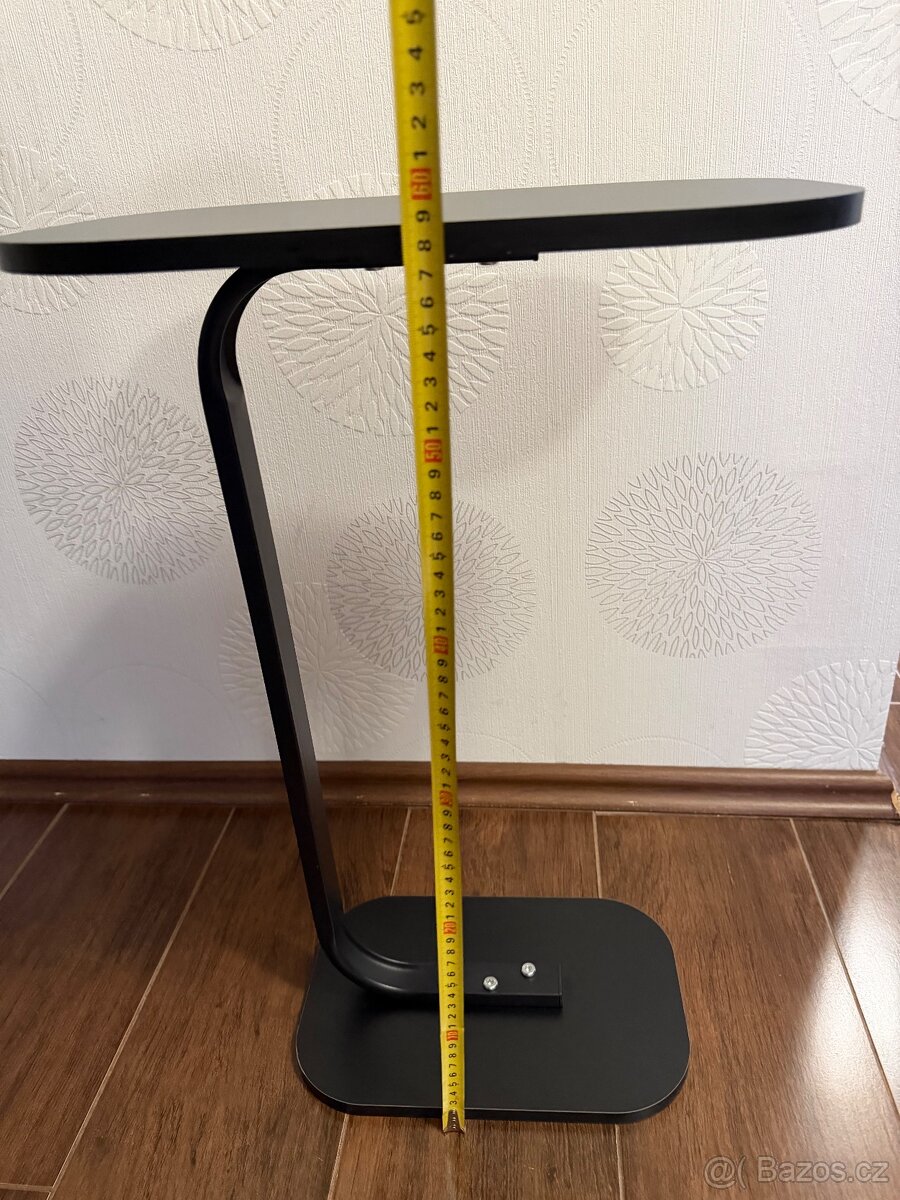 Stolek k sedačce - 2