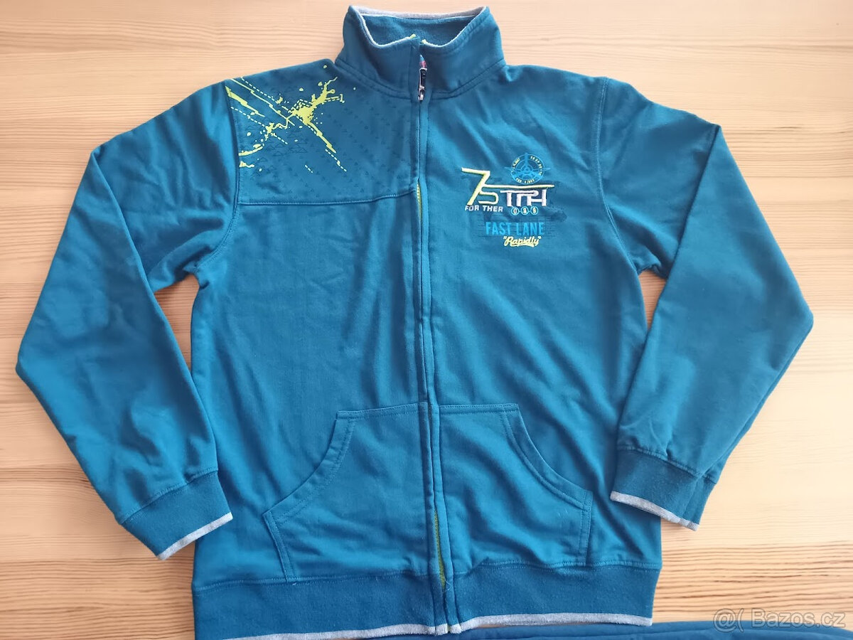 Tepláková souprava vel.146/152 - 2