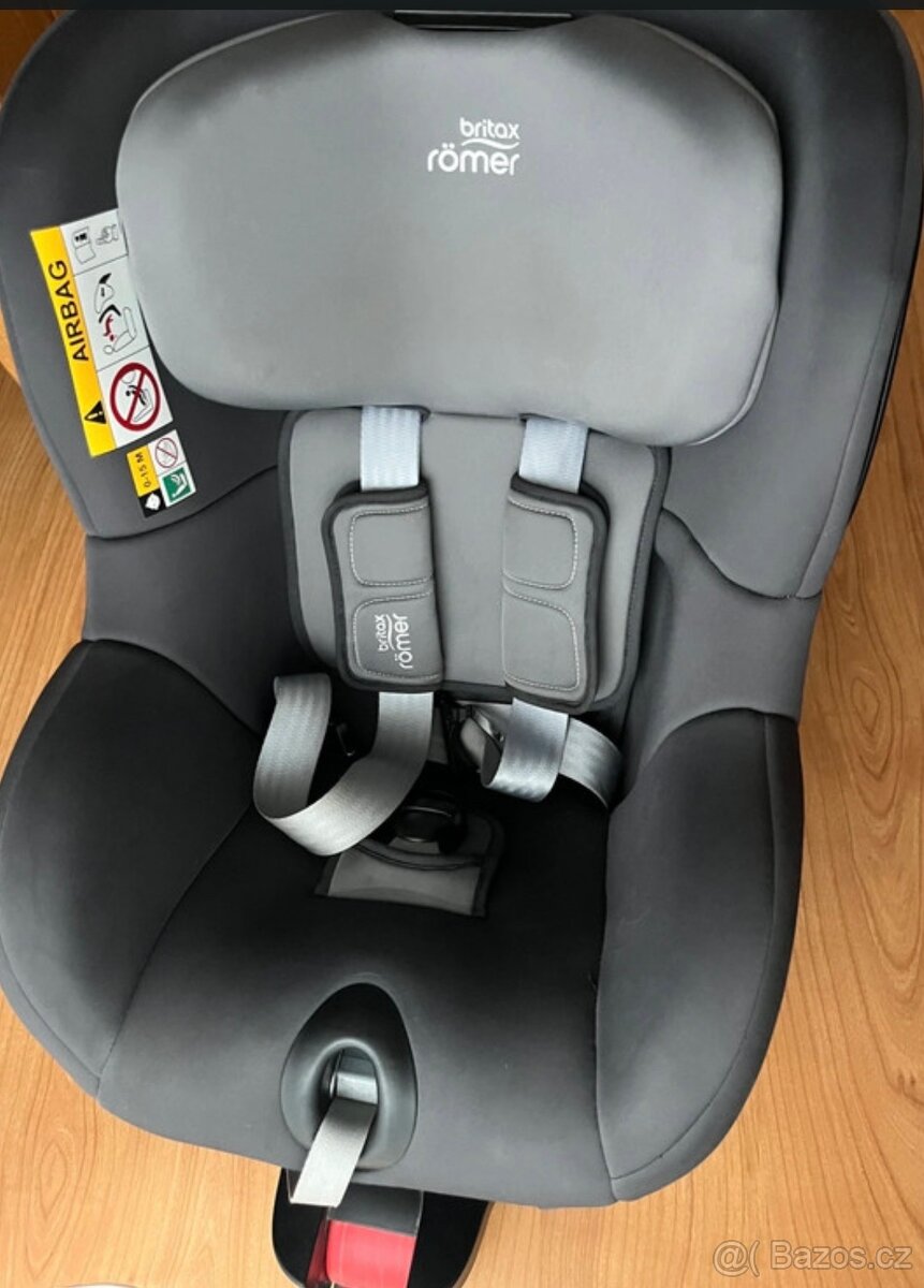 Autosedačka Britax Römer dualfix M i-size - 2