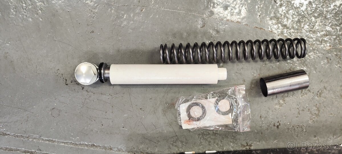 Triumph Thruxton 1200 - 2