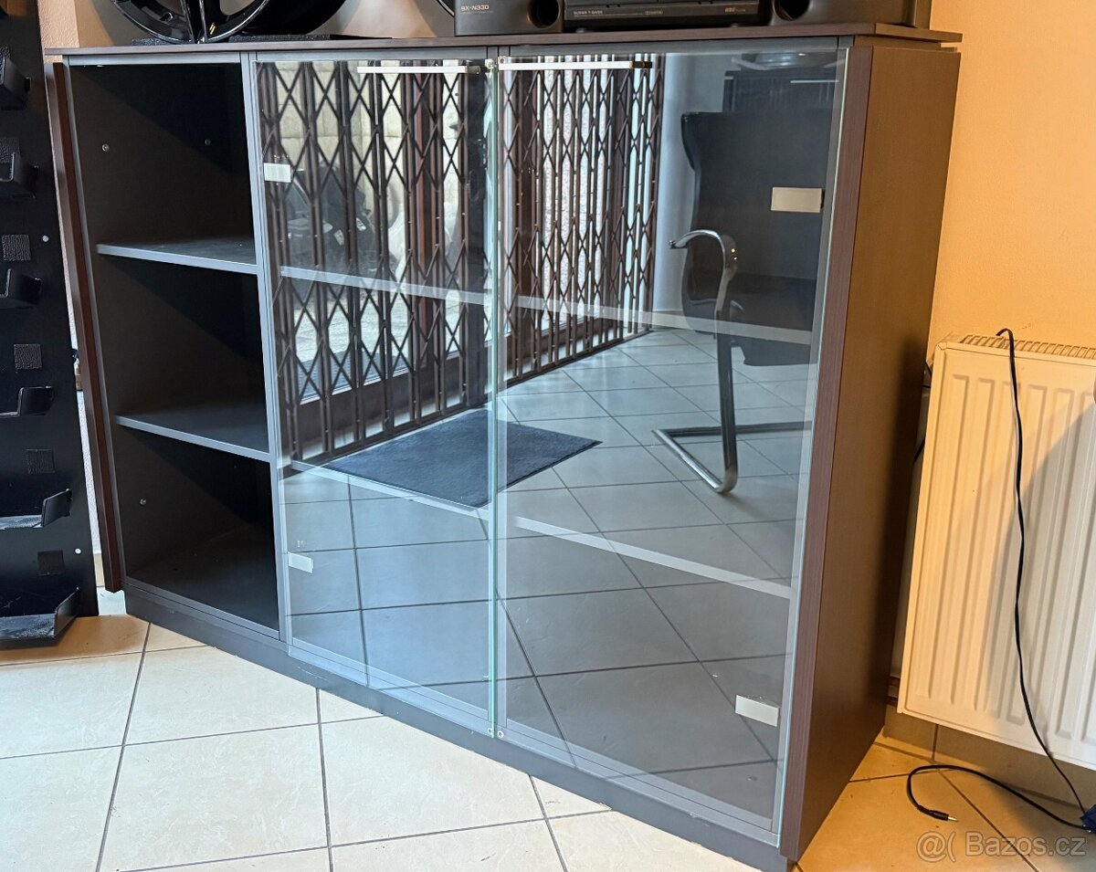 luxusní kancelářský nábytek Status - 2