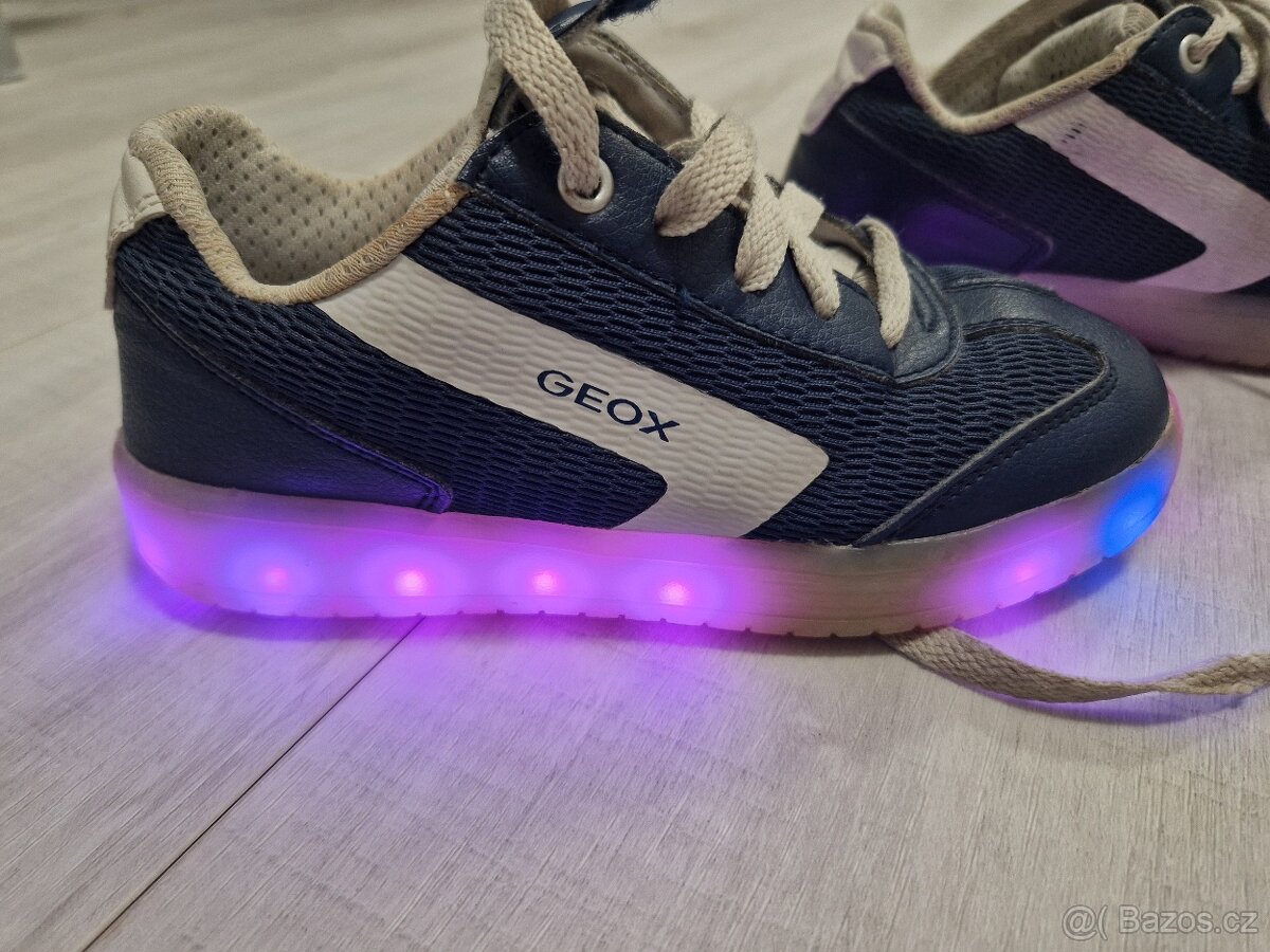 Geox, vel.31 blikající - 2