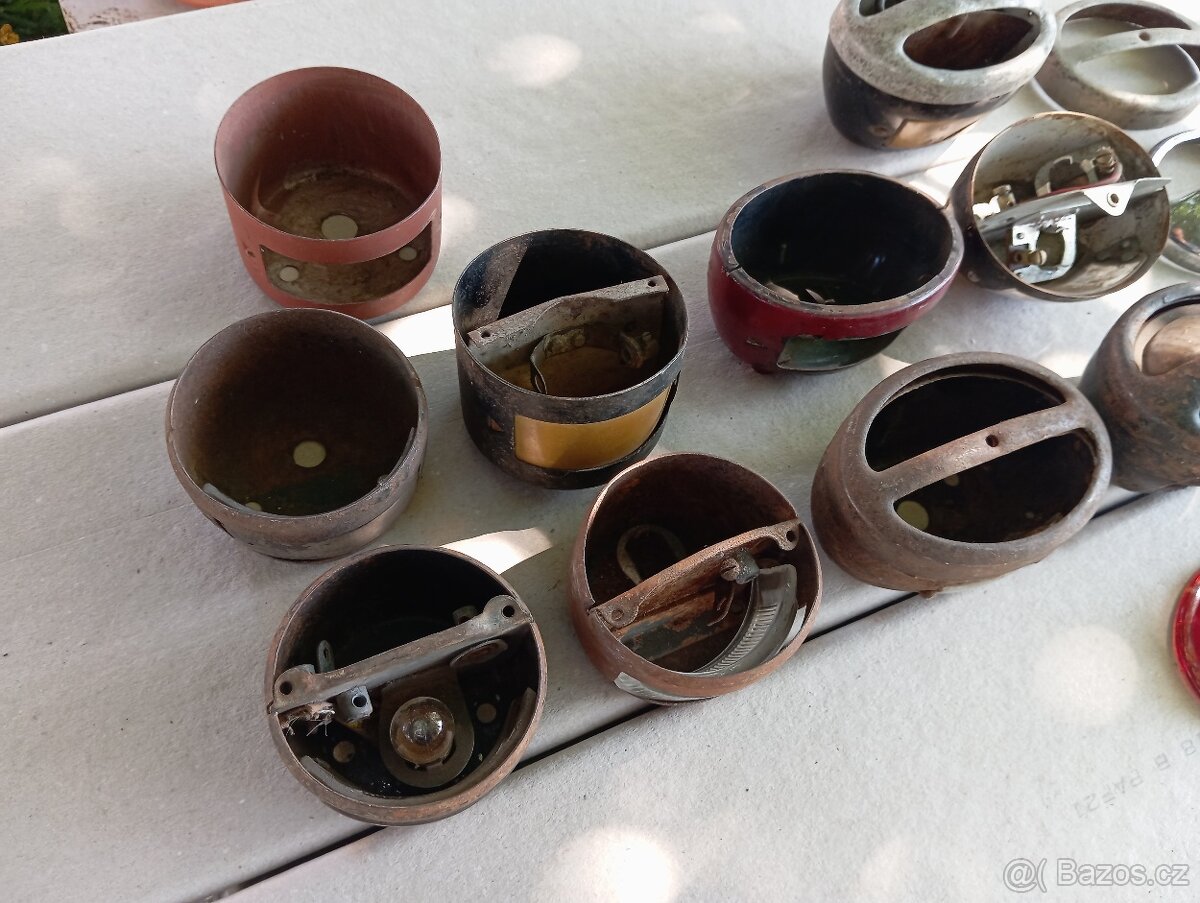 Prodám svetla na staré automobily - 2