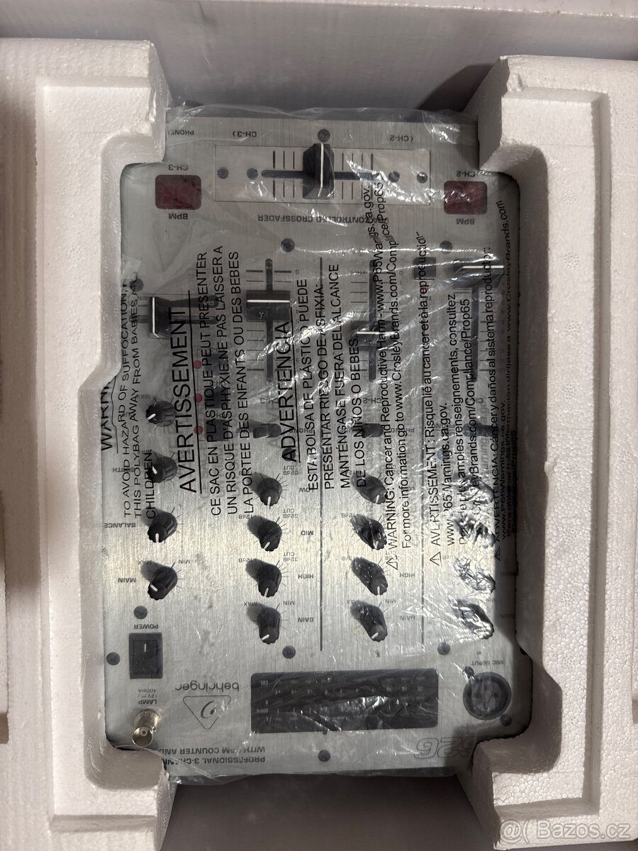 Mix pult Berhinger Dx626 - 2