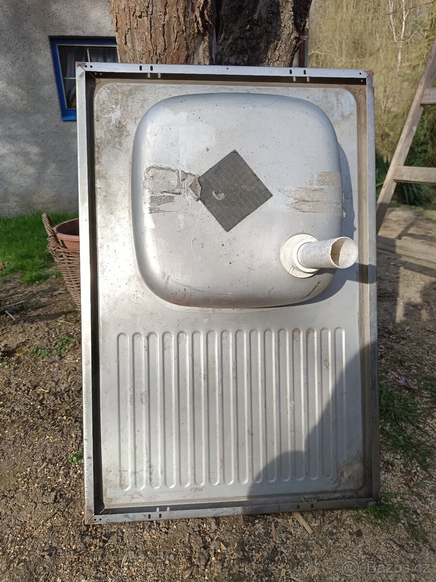 Dřez s odkapávačem - 2