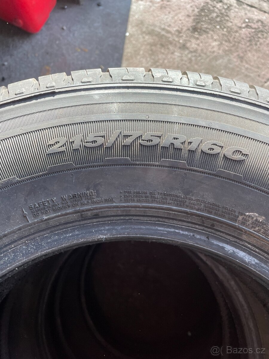 215/75/16C Continental - 2