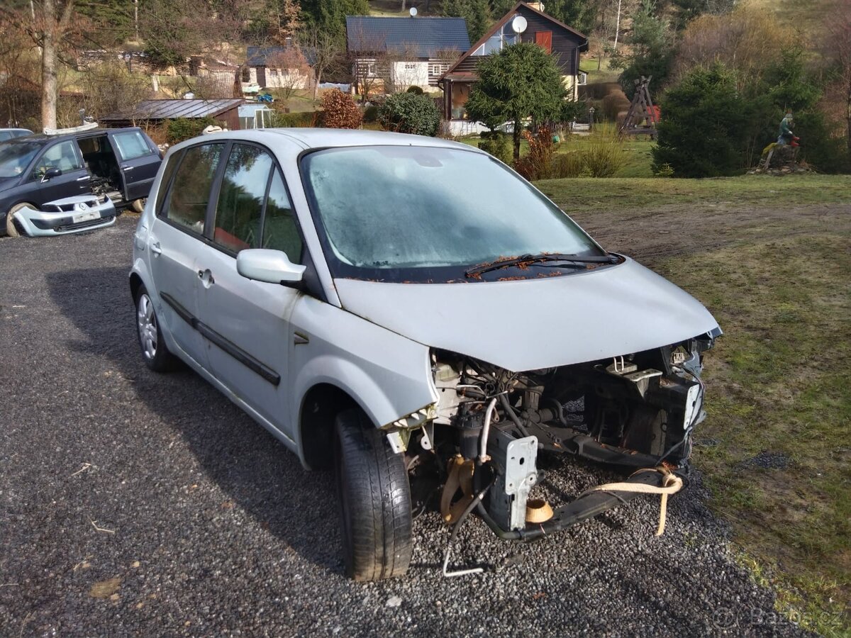 Renault Scenic - 2
