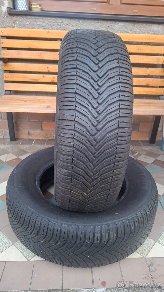Michelin Cross Klimate celoroční 215/65 R16 - 2