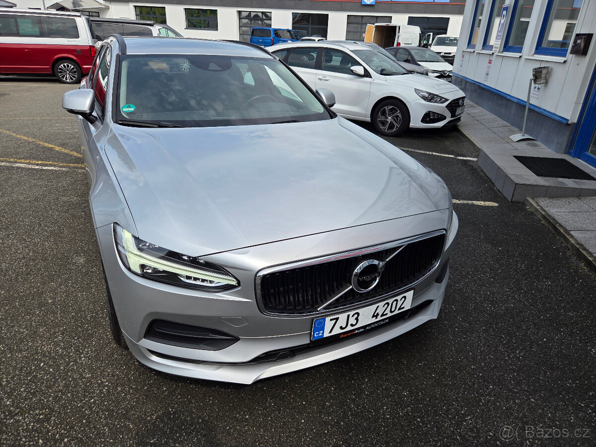 Volvo V90 D4 2.0 140kW, r.v. 2018 - 2