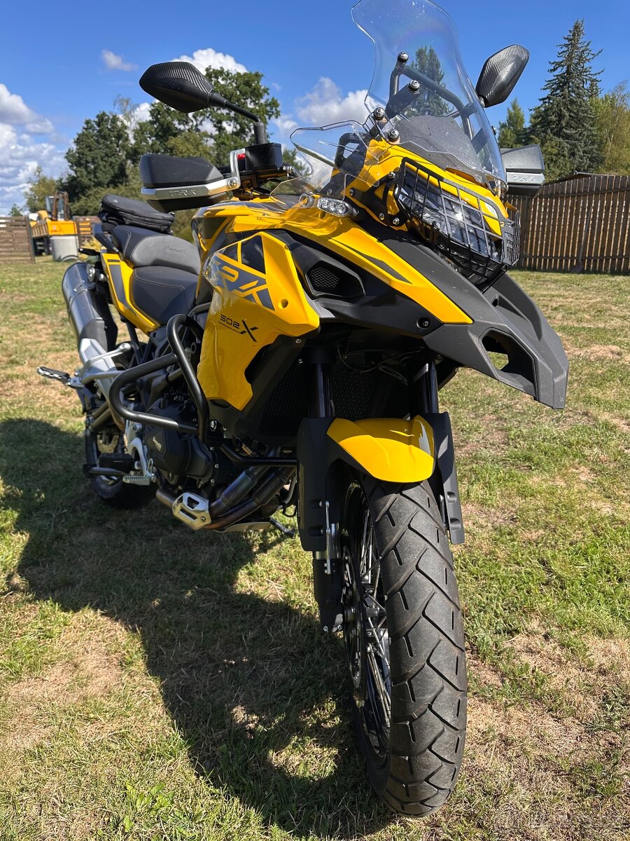 BENELLI - TRK 502 X (Adventure)- Limited ŽLUTÁ - 2