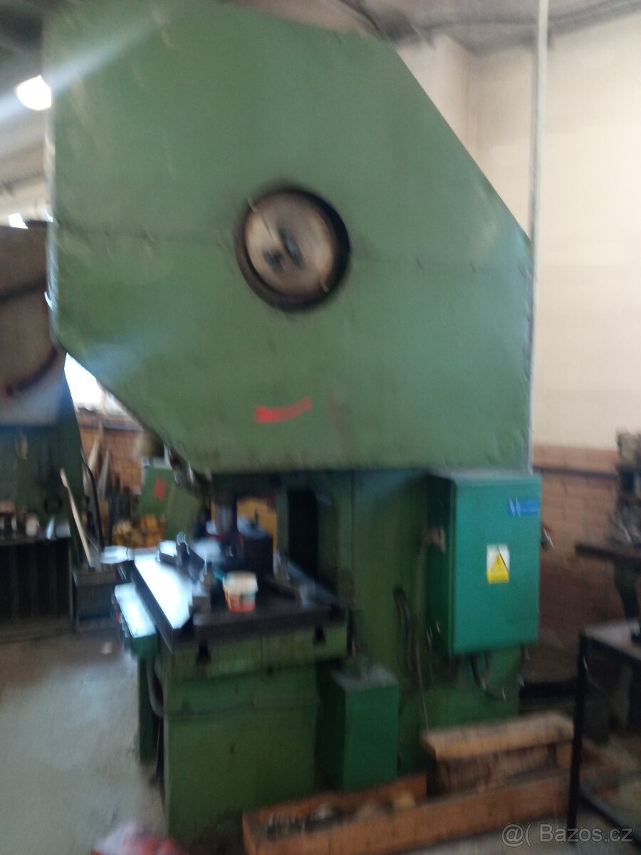 Lis výstředníkový LEPP 100 - 2