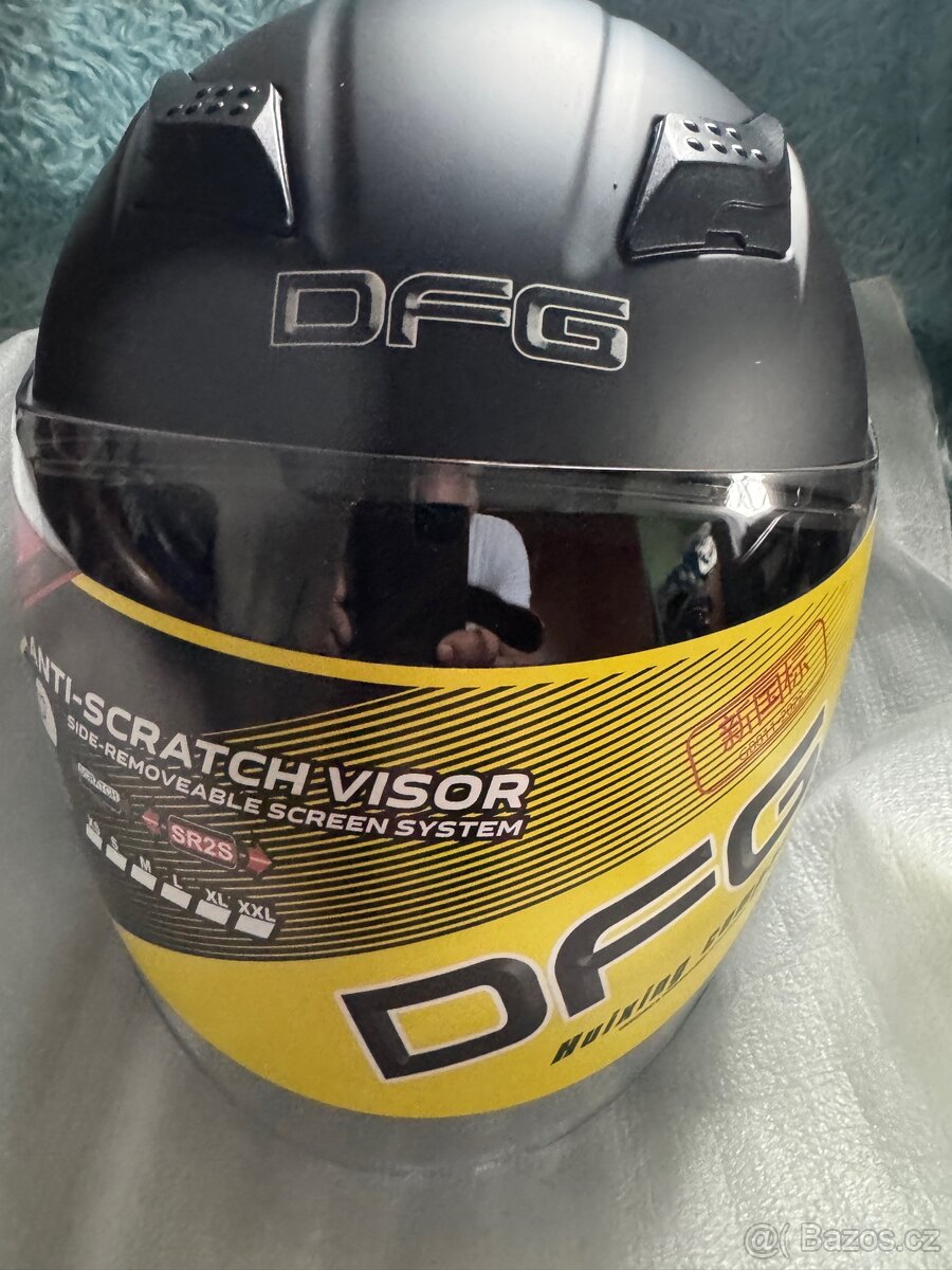 Helma na motorku - 2