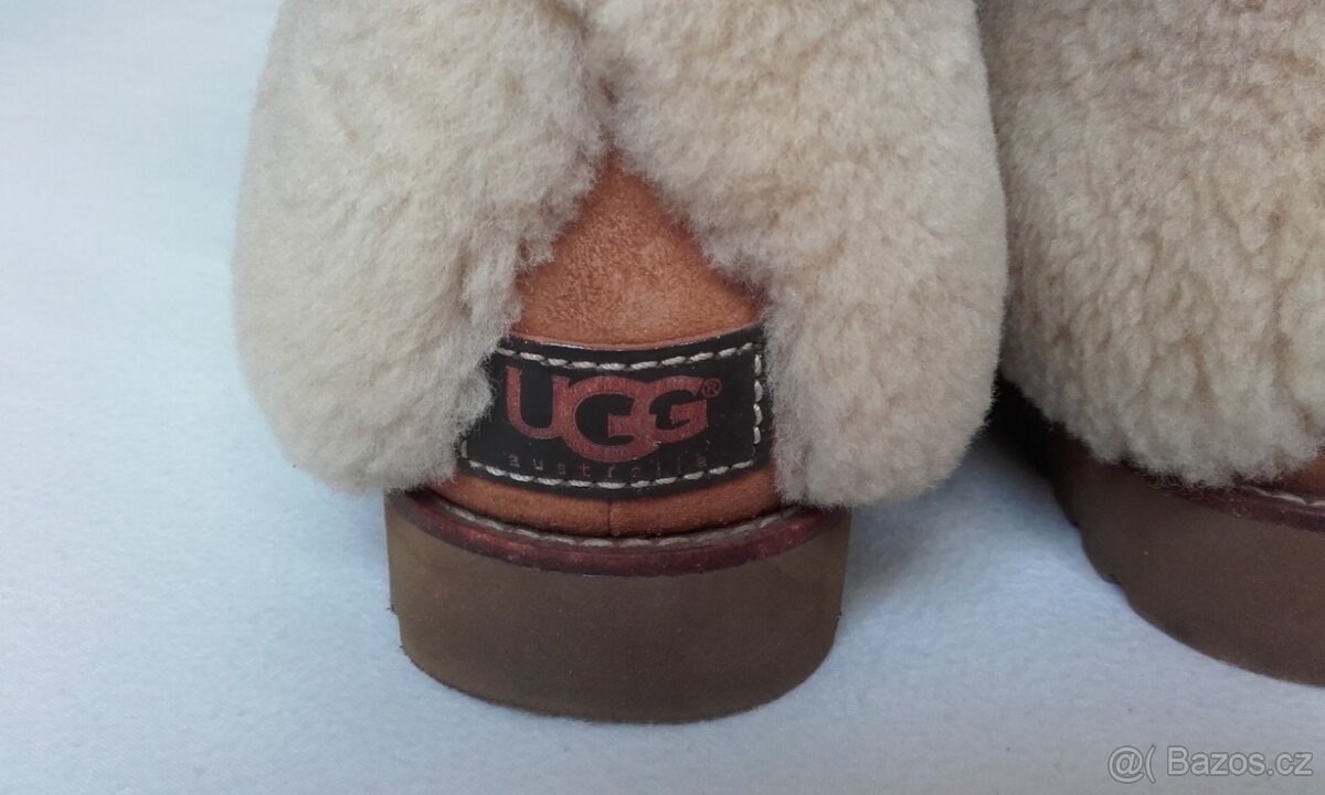 UGG válenky vel. 36 - 2