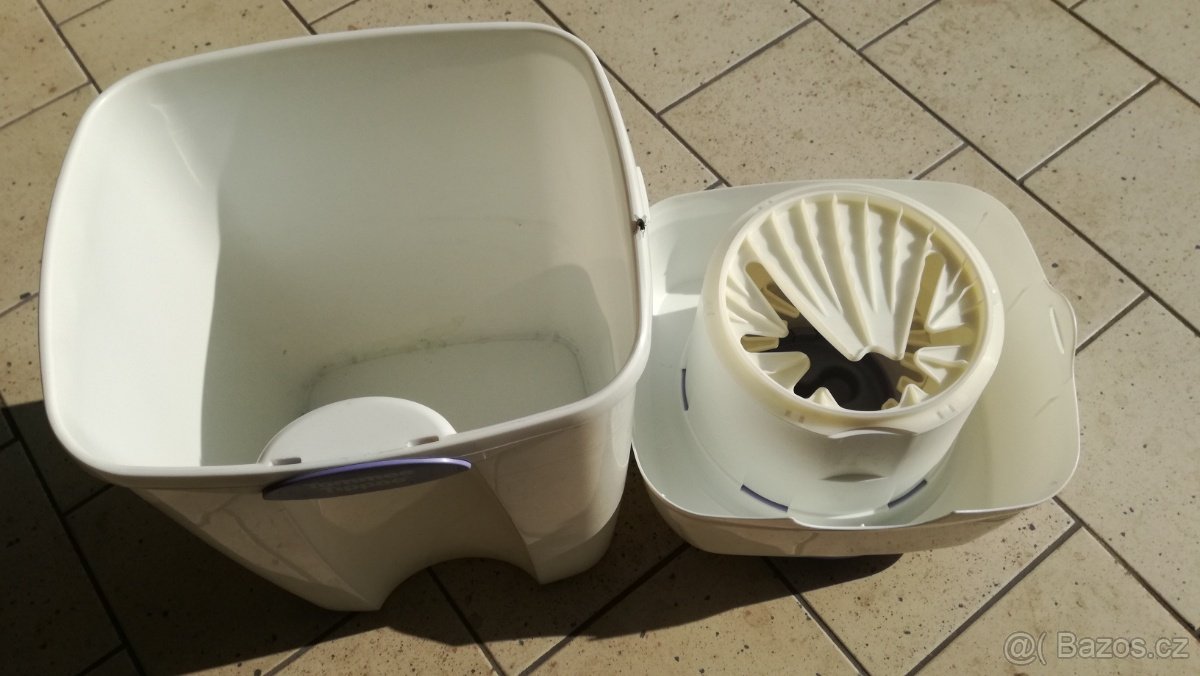 Prodáme spec.koš na použité plenky. - 2