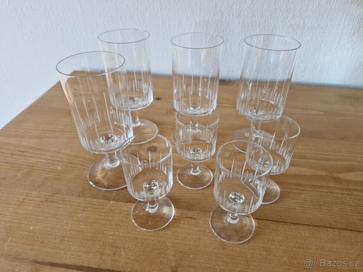 Sklenicky a panaky - 2