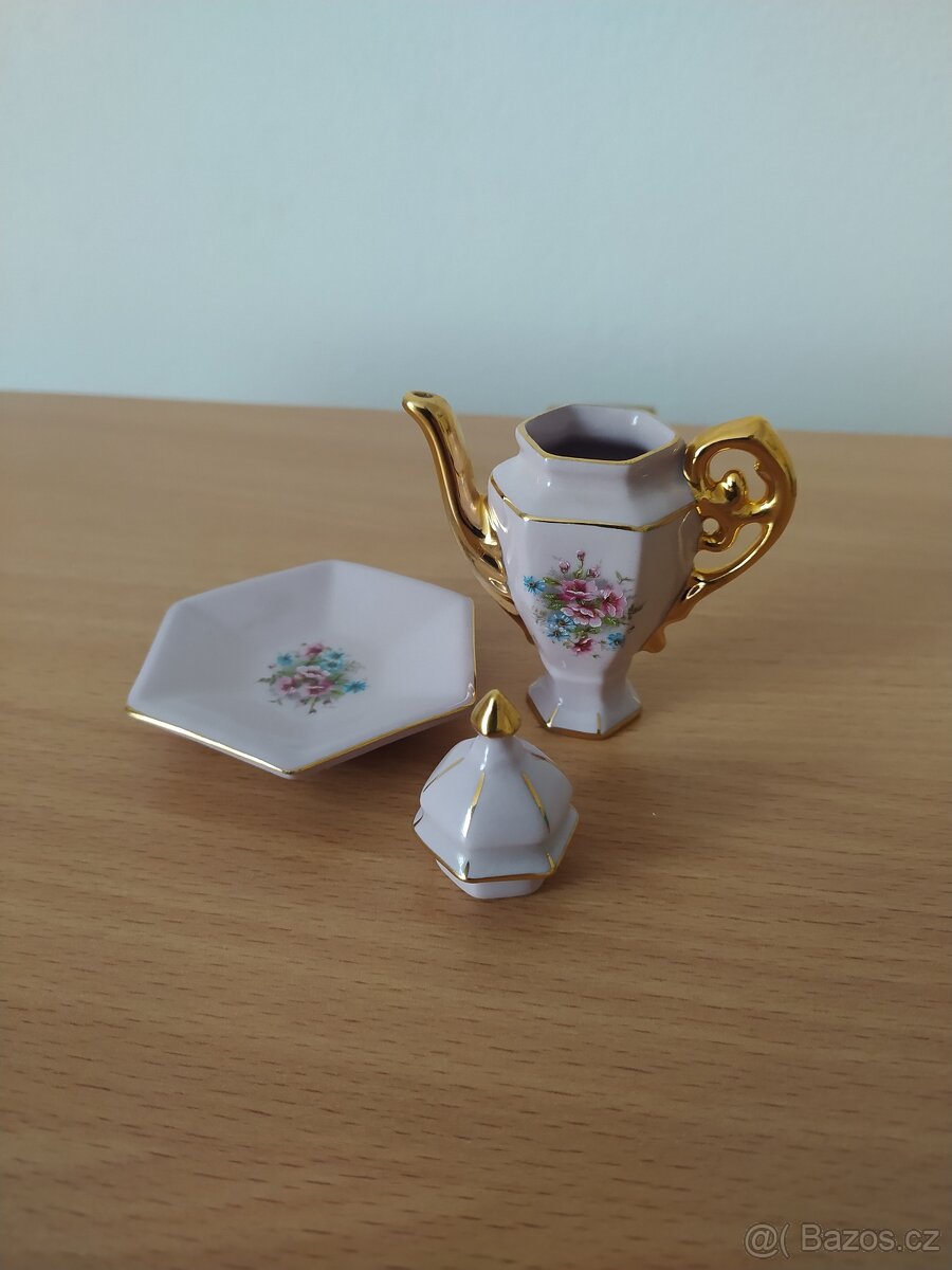 Konvička růžový porcelán - 2