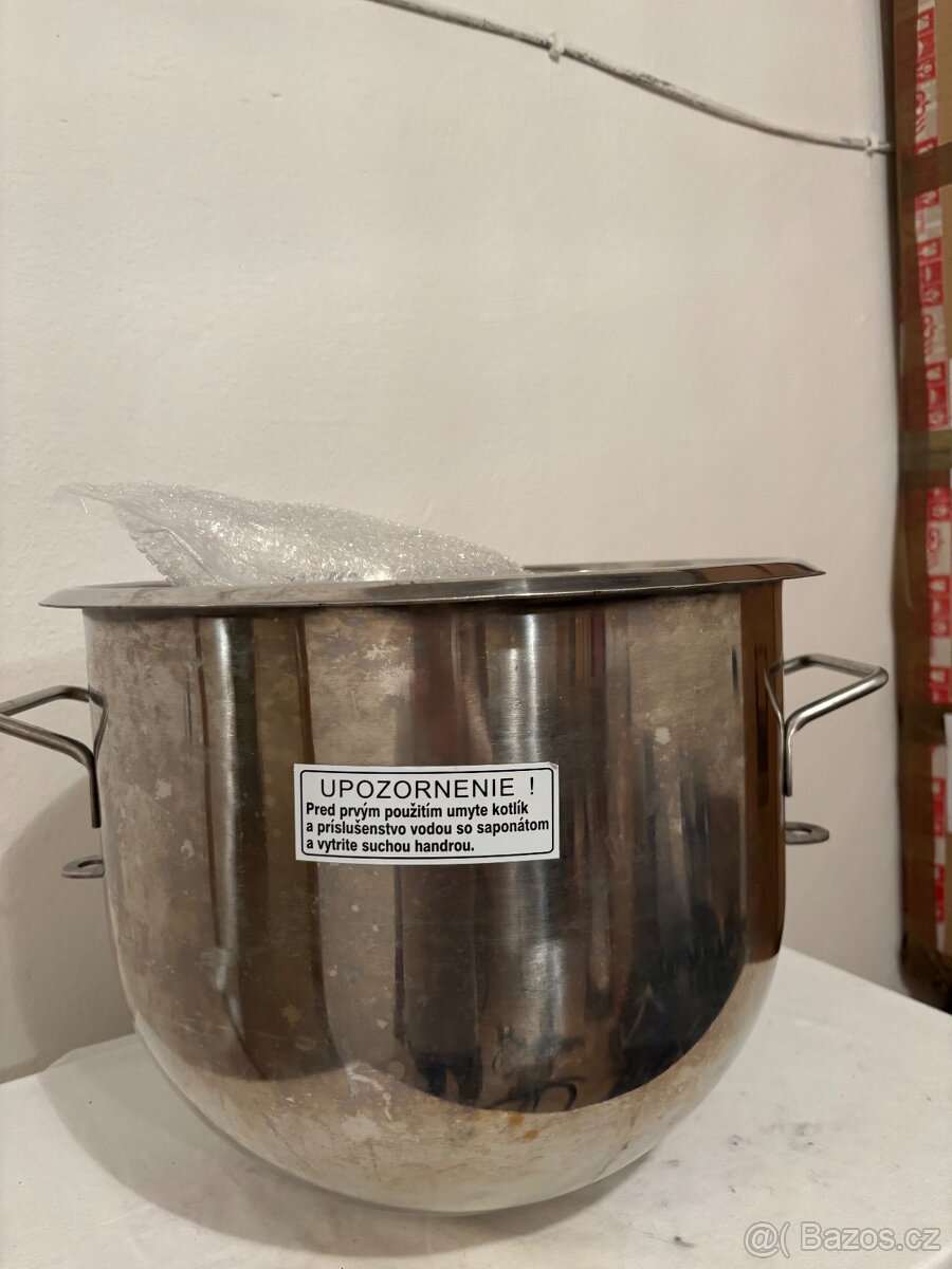Nerezový kotlík pro mixér. - 2