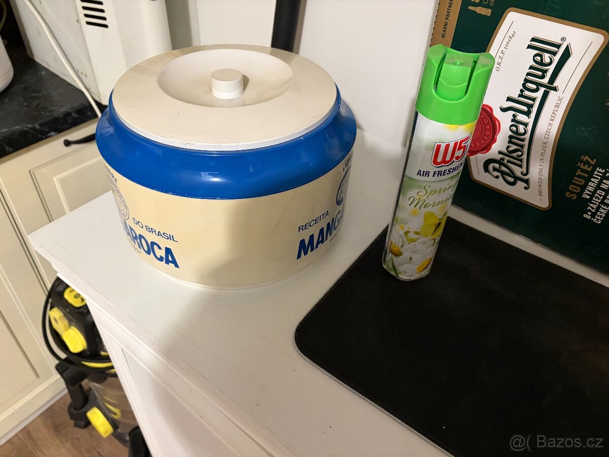 Ledák , nádoba na led. Praha 6. - 2