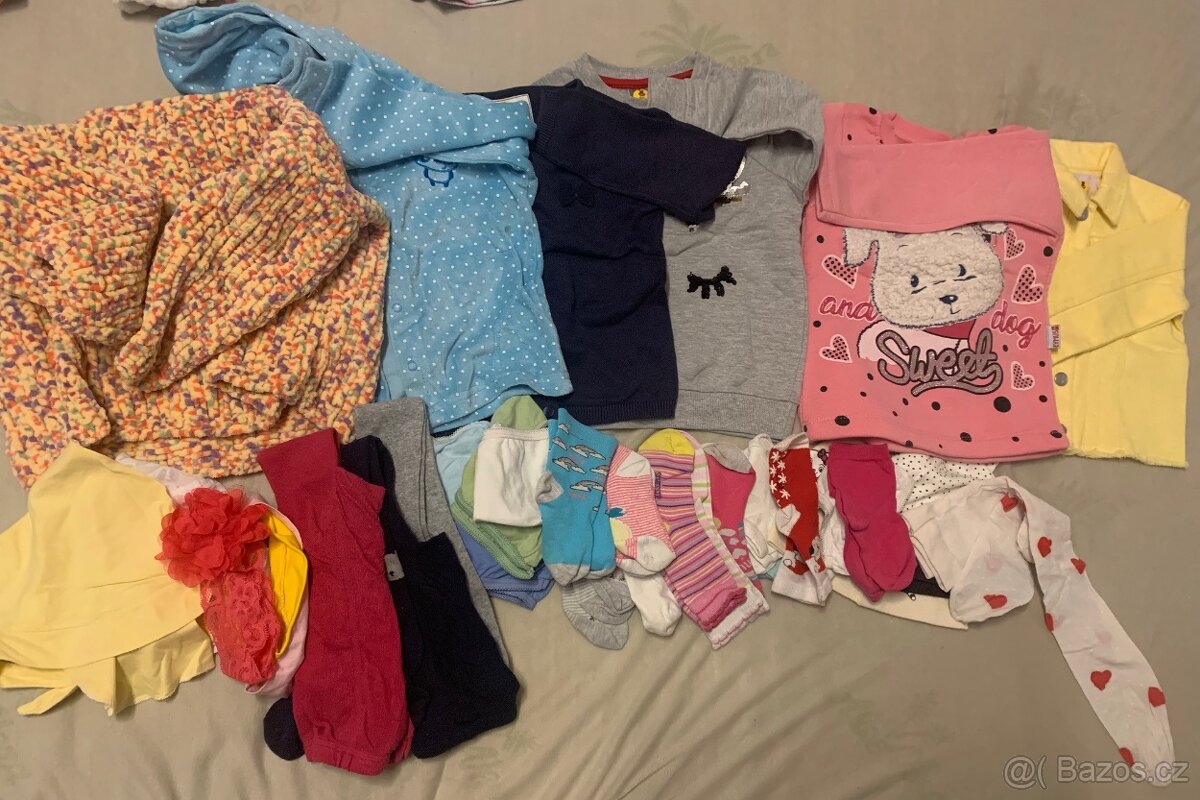 Oblečení pro holčičku od 2-3 let, cca 65 ks + boty - 2