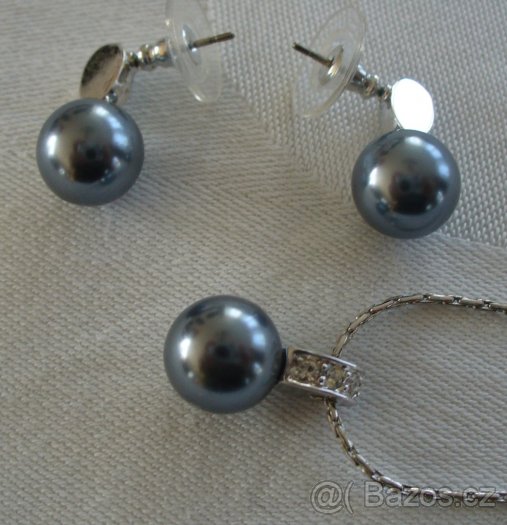 Perlová souprava - 2