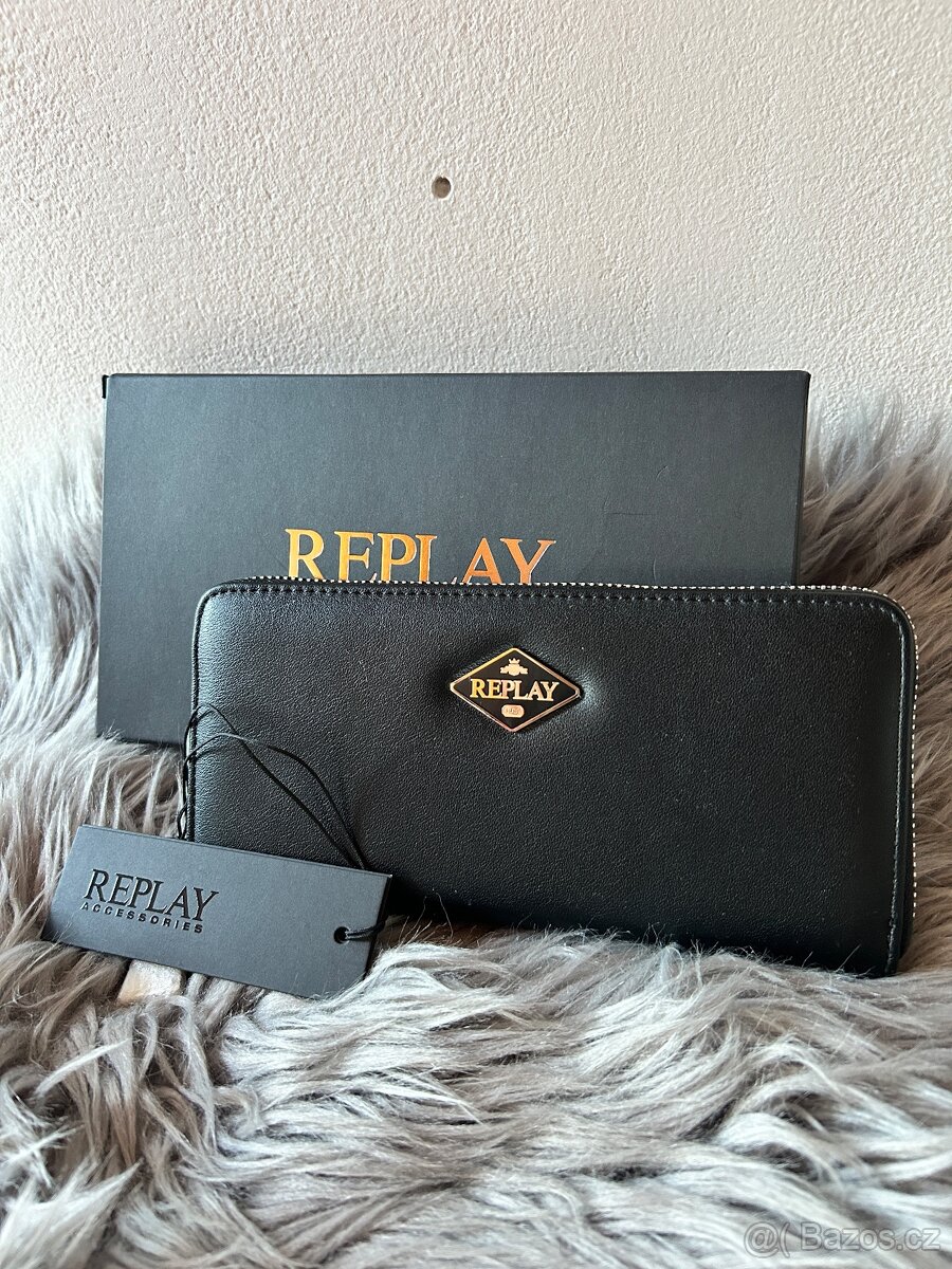 Černá peněženka replay - 2