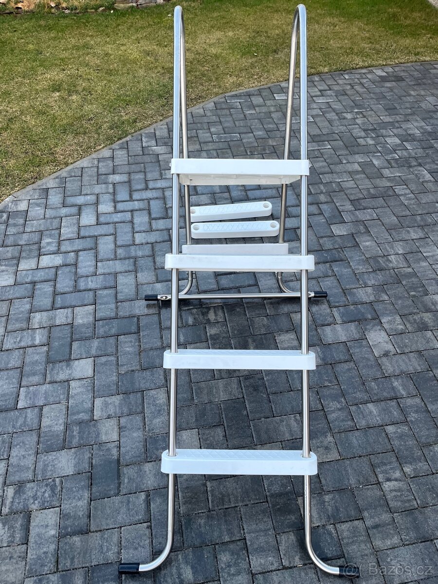 Bazénové schůdky - 2