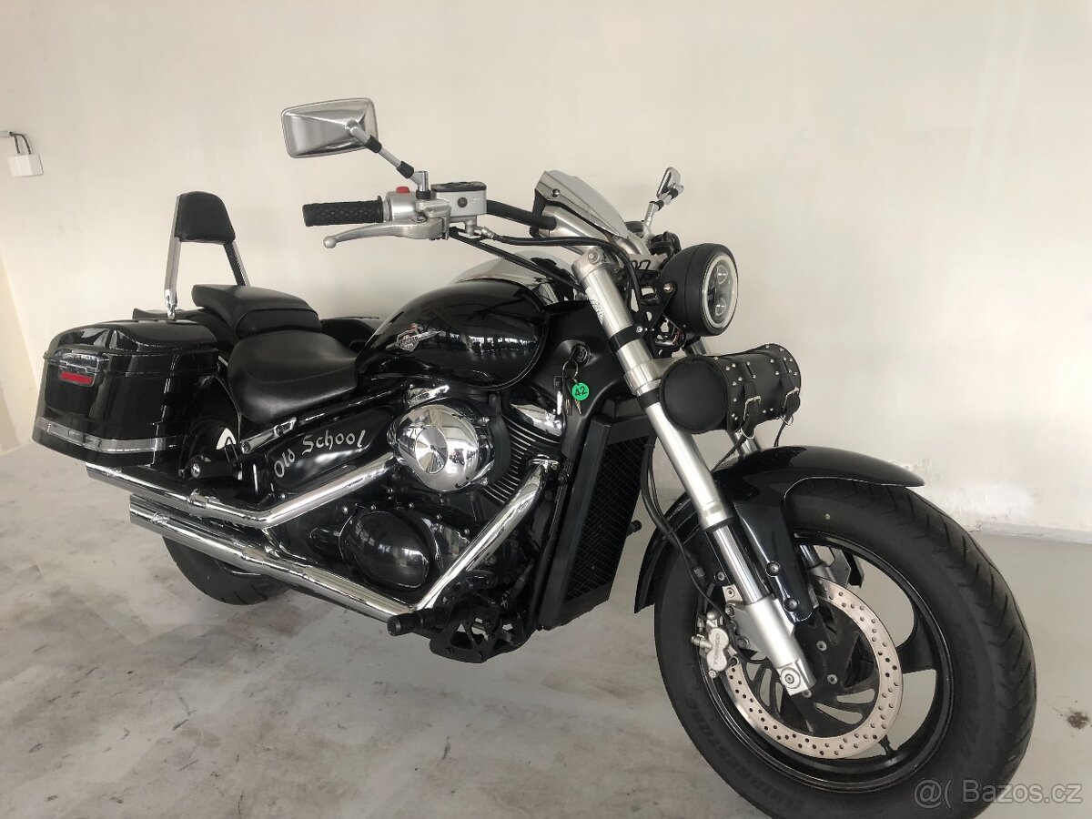 Suzuki M800 Intruder - 2