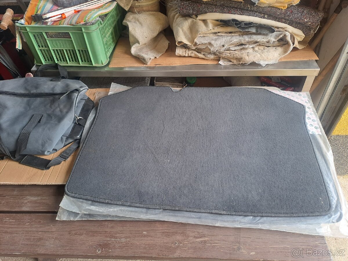 Koberec do kufru na Fabii 1 - 2