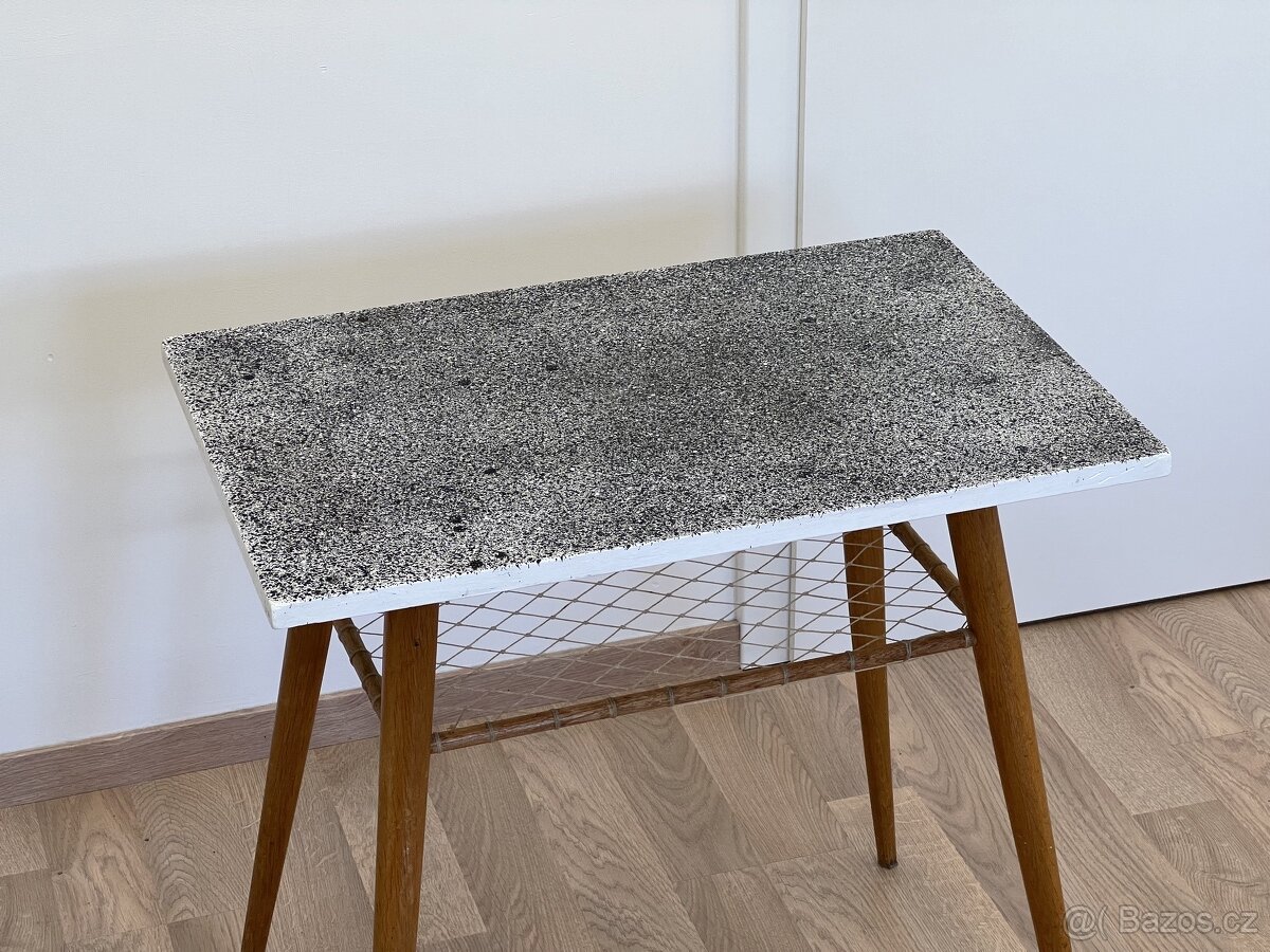 Retro stolek stůl 70. léta dřevěný - 2