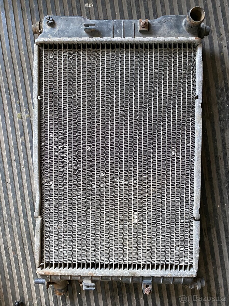 Ford Escort - chladič + sahara - 2