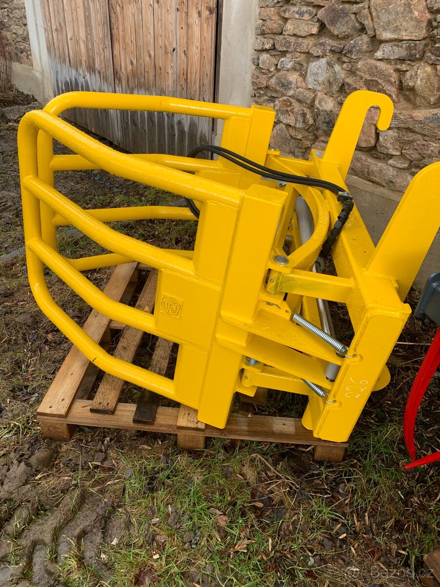 kleště na balíky MAXI pro manipulátory - 2