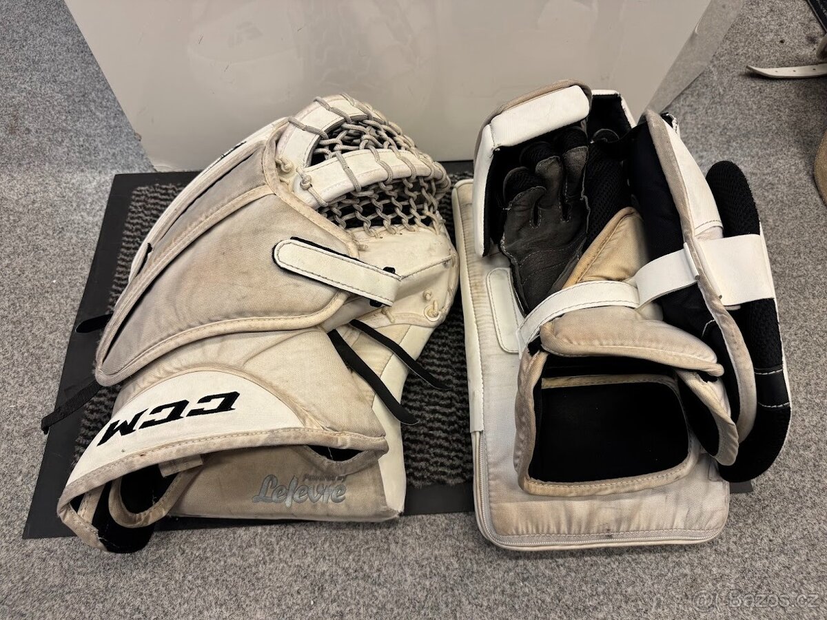 SET LAPAČKA A VYRÁŽEČKA CCM AXIS 1,9 - 2